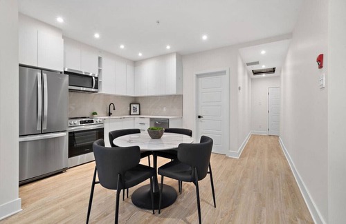 Old Montreal Apartment | Old Montreal Luxury Apartment