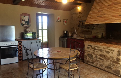 Chateau-Guibert House | Old renovated farmhouse