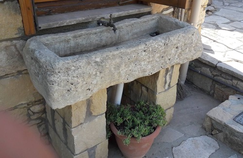 Anogyra Villa | Old Stone Villa 3 Beds with access to restaurant/cafe and shared pool