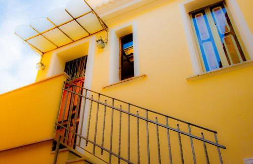 Ladispoli Apartment | Old Style by the sea, roof terrace with pool and kitchen, Ladispoli