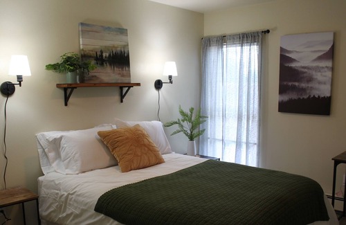 University Park Condo | Old town beauty