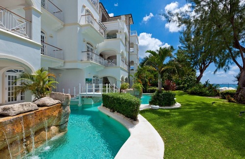 Old Trees Bay Villa | Old Trees 3 Sundance - 2 Bedroom beachfront villa