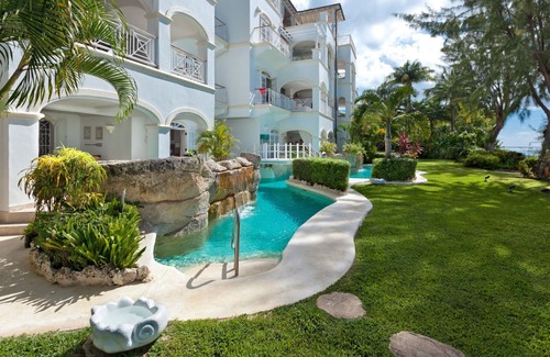 Old Trees Bay Villa | Old Trees 3 Sundance - 2 Bedroom beachfront villa