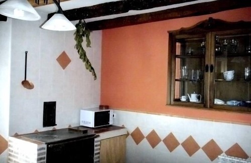 Astudillo Cottage | Old Watchmaker's House for 7/15 people