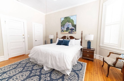 Edenton Bed & Breakfast | Old world charm downtown Edenton near the harbor, with homemade breakfast daily