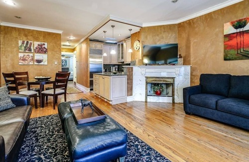 Gold Coast Apartment | Old-World, Classic Building Downtown
