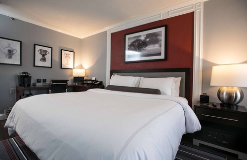 Basking Ridge Hotel | Olde Mill Inn