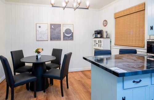 Winston - Salem House | Olde Towne Retreat- Pet-friendly 2BR WS retreat w/game room, gym & full-kitchen