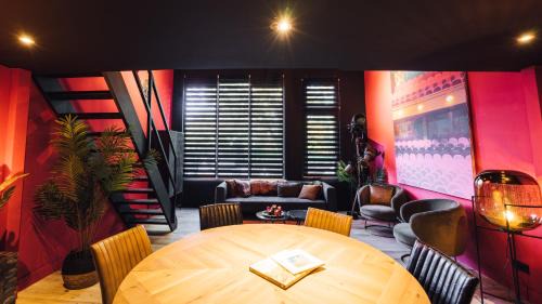 Municipality of Winterswijk Hotel | Oldschool Hotel