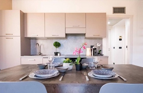 Vaccarolo Apartment | Oleander Residence with Balcony