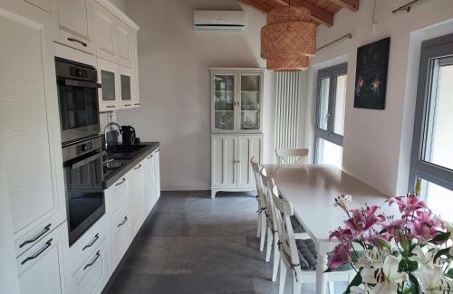 Valgreghentino Villa | Olia House