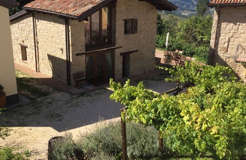 Grizzana Morandi House | Olimpia - Spacious stone villa with private terrace overlooking the pool