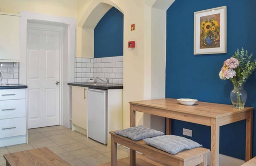 Llanfynydd Cottage | Olive Blossom - UK47134