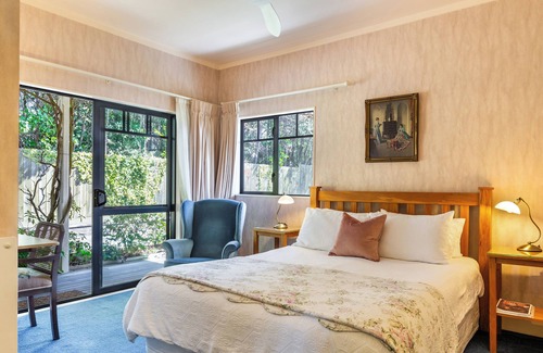 Turangi Bed & Breakfast | Olive Rabbit - Boutique Bed & Breakfast