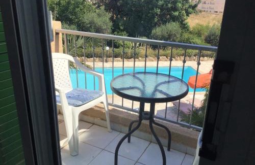 Peyia Town Villa | Olive Tree