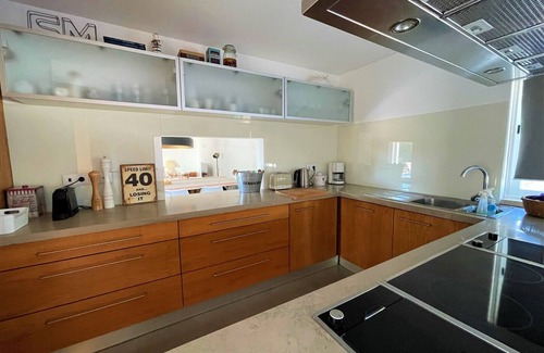 Caixas House | Olive trees villa near to Meco and Sesimbra beaches with air conditioning