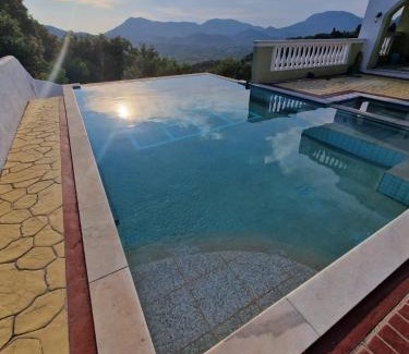 Messonghi Villa | Olive Villa