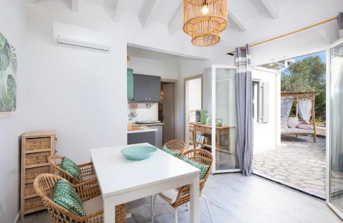 Stavros House | Olivea Premium Holiday Homes