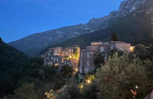 Colletta House | Oliveto stunning property with private garden