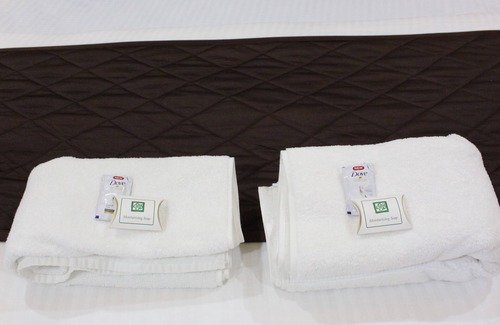 Madiwala Hotel | Olivia Inn And Suites