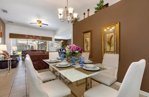 Windsor Hills Villa | Olivia's Dream Villa on WindsorHills