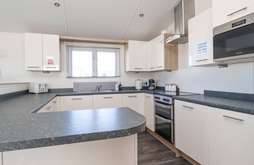 Heysham Cottage | OLIVIA'S RETREAT, pet friendly, country holiday cottage in Heysham