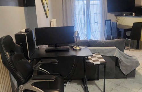 Andravida Apartment | olokliro dianerisma 2 krevatokameres,plires epiplomeno,sto kentro