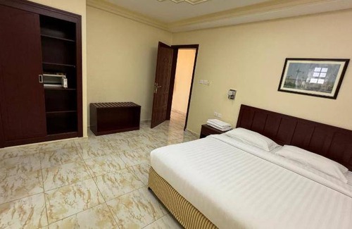 Al Ghubrah Ash Shamaliyyah Apartment | 60 m² Serviced apartment ∙ 3 guests
