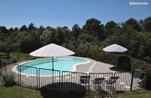 Ailhon House | Ombre Bleue Du Figuier, Ailhon