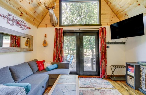 Sauk Centre House | On-Site Trail, Fire Pit Cozy Sauk Centre Retreat!