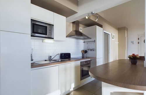 La Tranche-sur-Mer Apartment | On the beach, apartment with terrace and sea view