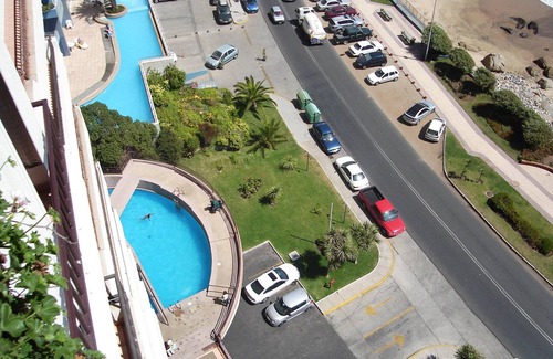 Renaca Apartment | On the Beach! Gorgeous Ocean Views