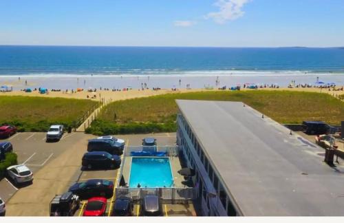 Old Orchard Beach Hotel | On the Beach Motel