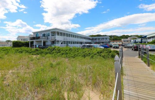 Old Orchard Beach Hotel | On the Beach Motel