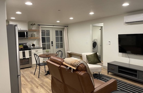 Saratoga Springs Apartment | On the door step of silicon slopes and just minutes from the mountains.