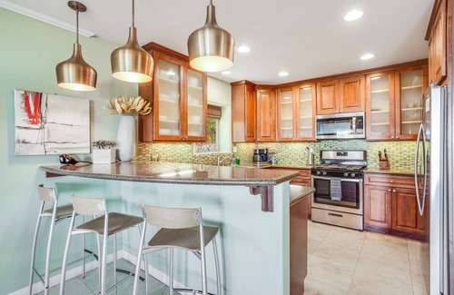 South Mission Beach Condo | On the Sand! Bayfront Ground Floor + AC + Large Patio