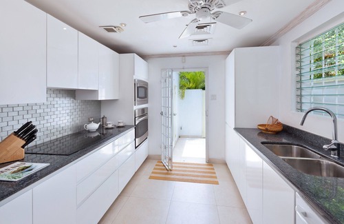 Mullins Villa | On The Water's Edge - Easy Reach