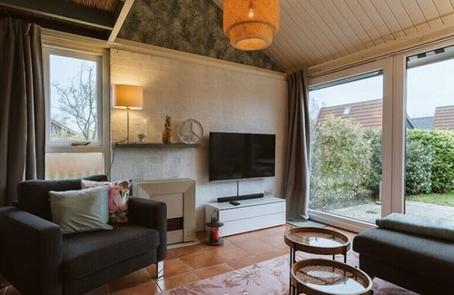 Stellendam House | Onderdemolen 108 comfortable Holidayhome near the North Sea