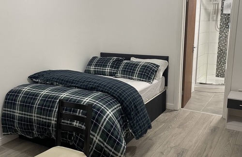 Roath Apartment | One bed Apartment