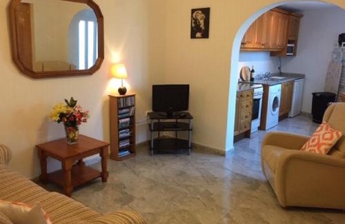 Alcalali Apartment | One Bed Apartment overlooking Jalon Valley, Costa Blanca