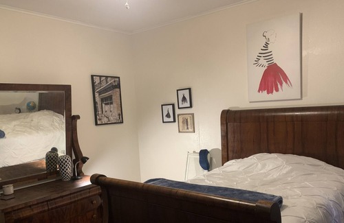 Batesville House | One Bedroom and One Shared Bathroom in Historic Downtown Batesville.