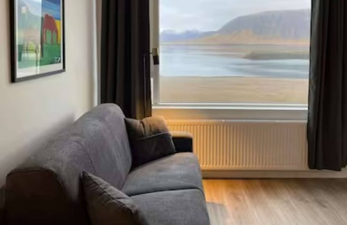 Grundarfjordur House | One Bedroom Apartment