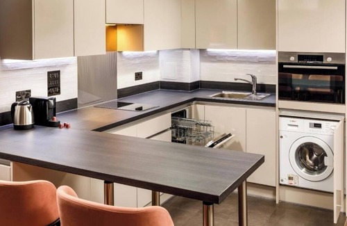 Sutton South Apartment | One Bedroom Apartment Near Sutton High School LON