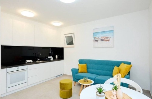 Okuklje Apartment | One bedroom apartment near beach Okuklje, Mljet (A-22341-a)