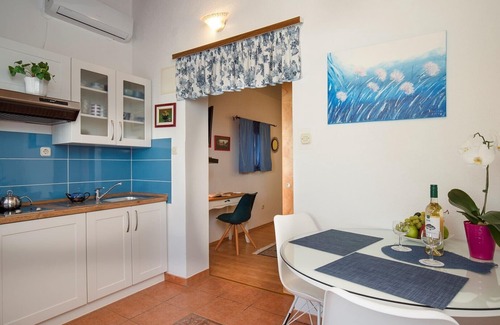 Vrsar Apartment | One-Bedroom Apartment Barica A2