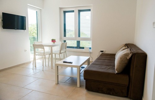 Zuljana Apartment | One bedroom apartment with balcony and sea view Žuljana, Pelješac (A-23994-b)