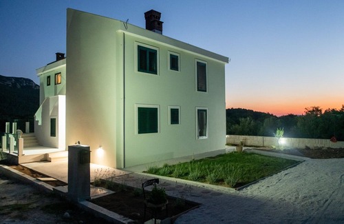 Zuljana Apartment | One bedroom apartment with air-conditioning Žuljana, Pelješac (A-23994-c)