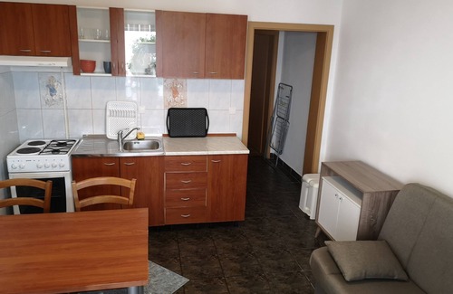 Kustici Apartment | One bedroom apartment near beach Zubovići, Pag (A-23921-b)