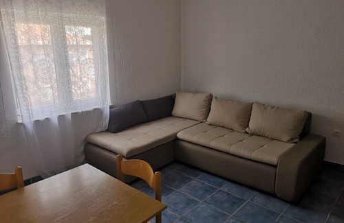 Kustici Apartment | One bedroom apartment near beach Zubovići, Pag (A-23921-e)