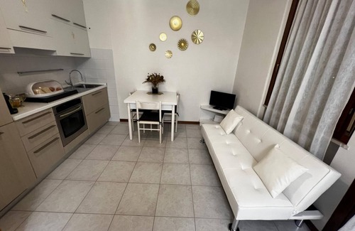 Borgo Roma Apartment | One-Bedroom Apartment
